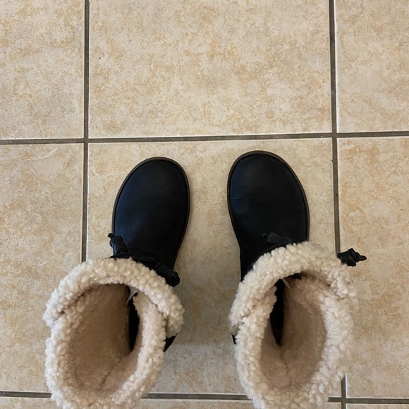 Women’s Ugg Black Boots Size 6 New Never Worn - Picture 6 of 6